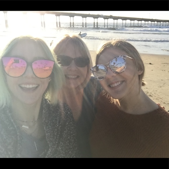 Meet your Posher, Kathy - Picture 2 of 3